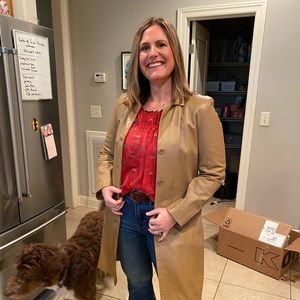 Meet your Posher, Caroline